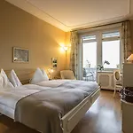 Hotel Romantik Schweizerhof 4*