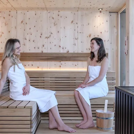 Hotel Romantik Schweizerhof Flims