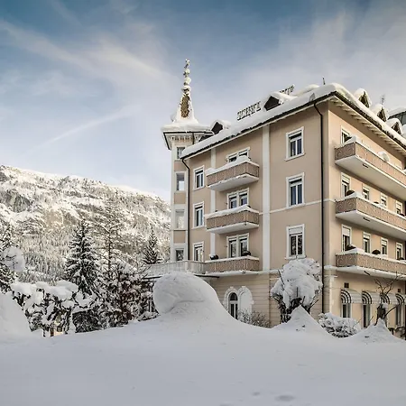 Romantik Schweizerhof & Отель 4*