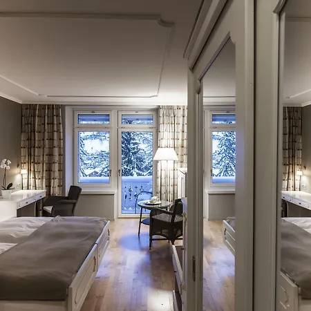 Romantik Schweizerhof & Ξενοδοχείο Φιλμς