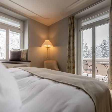 Hotel Romantik Schweizerhof & Flims
