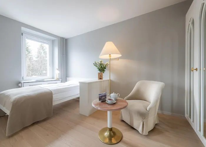 Otel Romantik Schweizerhof & Flims