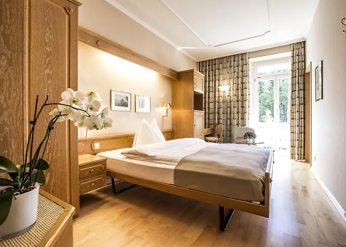 Hotel Romantik Schweizerhof & Flims