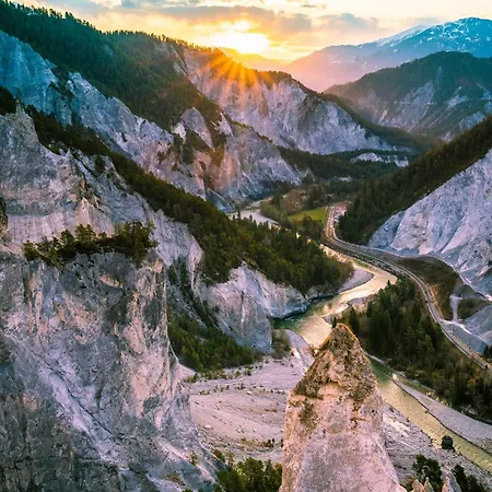 Hotel Romantik Schweizerhof & 4*