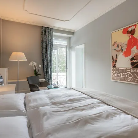 Romantik Schweizerhof & ホテル