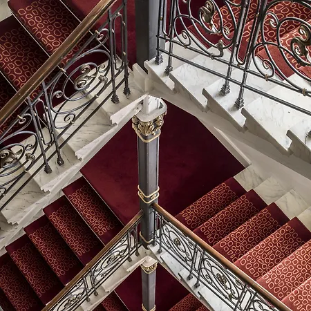 ホテル Romantik Schweizerhof &