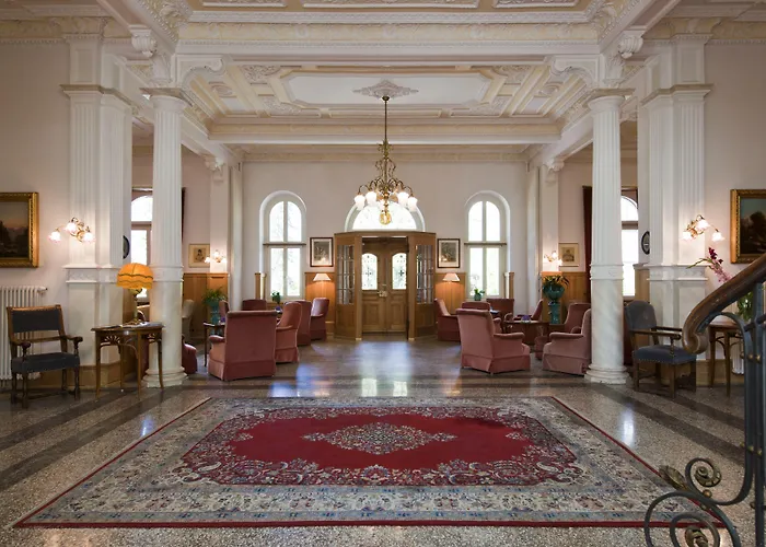 Hotel Romantik Schweizerhof & Flims